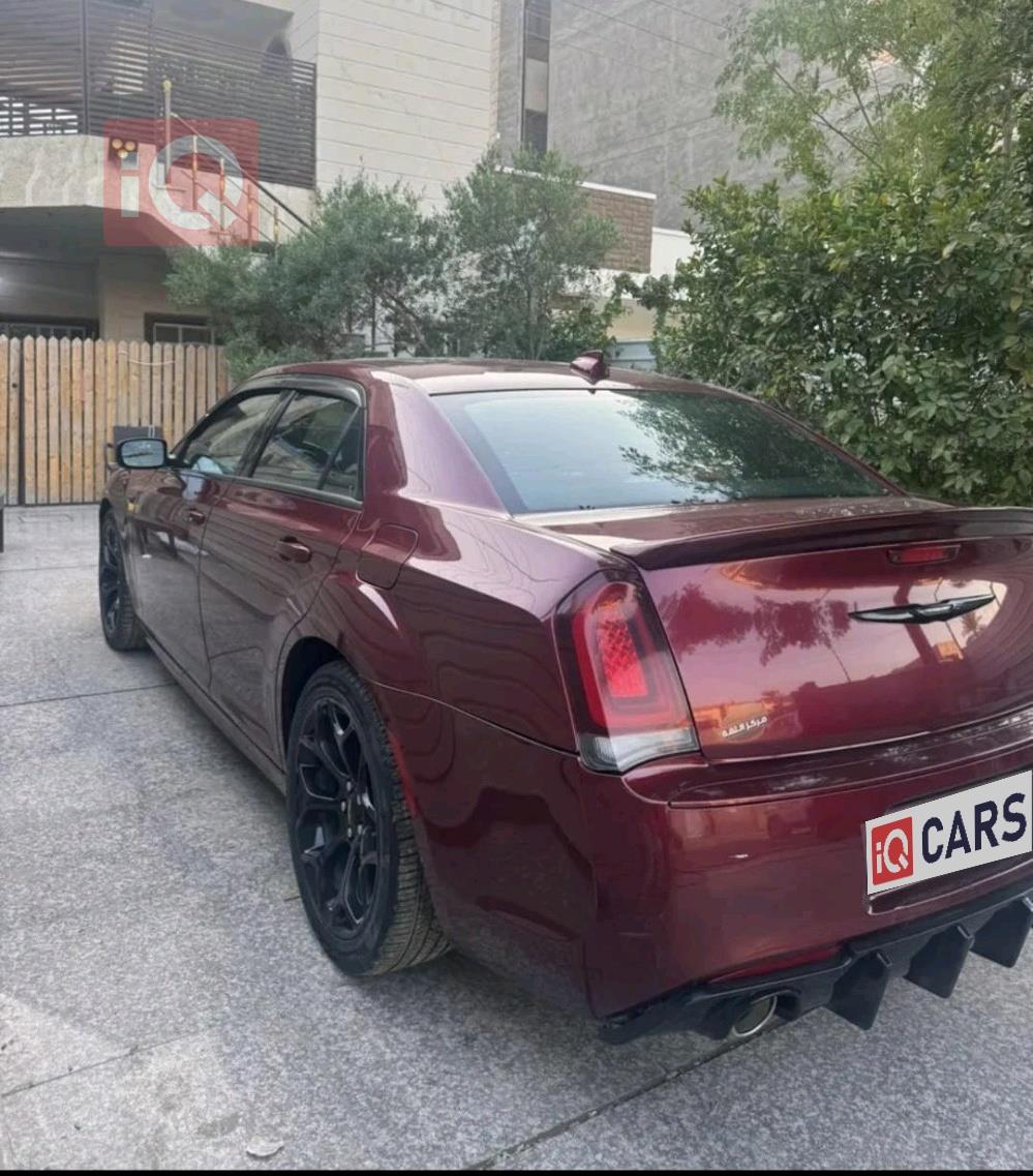 كرايسلر 300